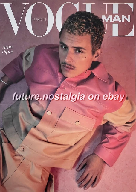 女性情報誌 Vogue Turkey Magazine April 2022 Vogue Turkey Magazine April 2022