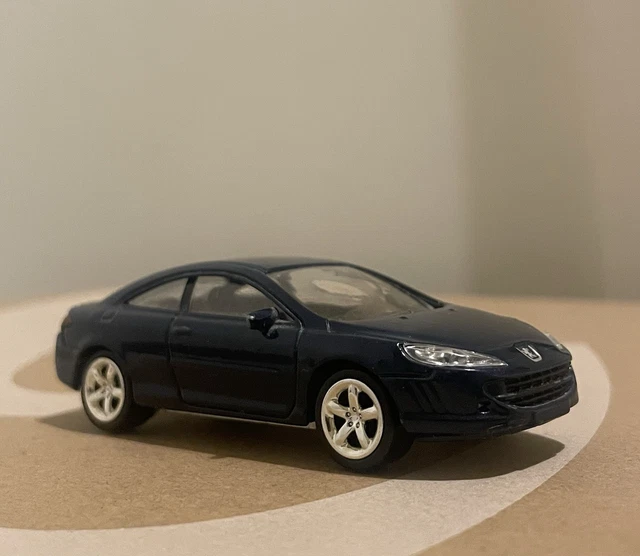 NOREV 1/18 PEUGEOT 407 COUPÉ GRISE - AVEC DEFAUTS LIRE
