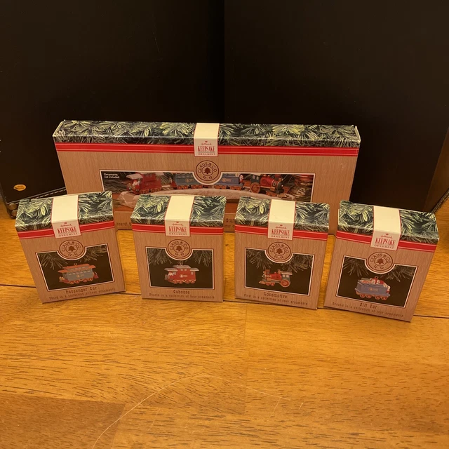 Hallmark Keepsake Claus & CO RR Train Trestle and Cars 5 Pc Set 1991 Hallmark Keepsake Claus & CO RR Train Trestle and Cars 5 Pc Set 1991