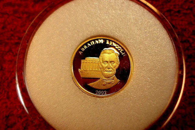 2002 Abraham Lincoin 1/2Gram Solid 14Kt Gold Coin