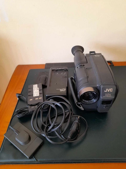 Caméscope JVC GR-FXM105S Compact – VHS SECAM – Zoom 50x – Pour Pièces