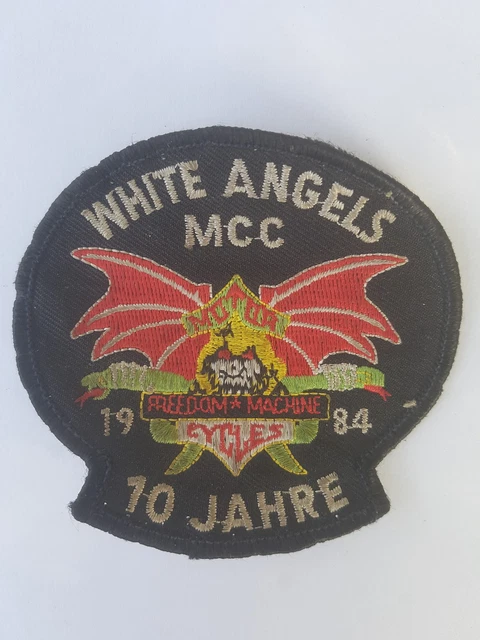 Écussons de sport brodés | Fabricant de patchs brodés | Star Lapel Pin