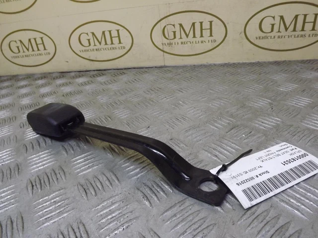 SUZUKI SPLASH Mk1 Gauche Côté Passager Avant Boucle de Ceinture Tige 2008-15 2