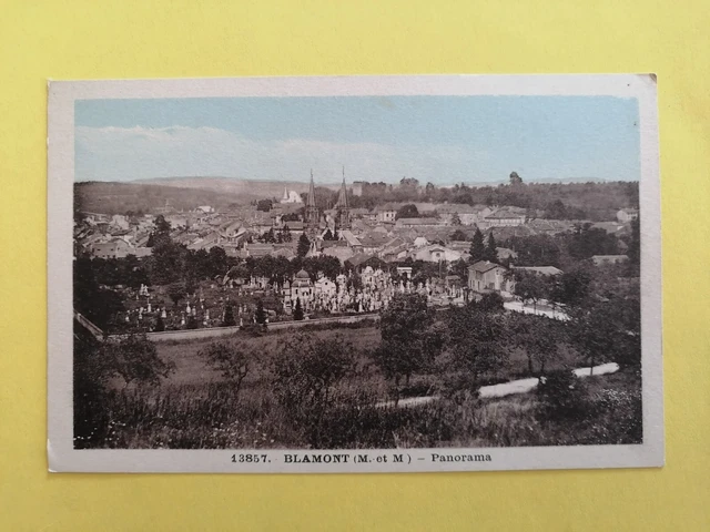 cpa 54 - BLÂMONT (Meurthe et Moselle) Panorama du VILLAGE et CIMETIÈRE