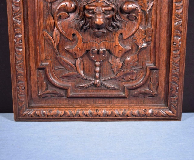 *Antique French Panel in Solid Oak Wood with Lion Face Highly Carved 6