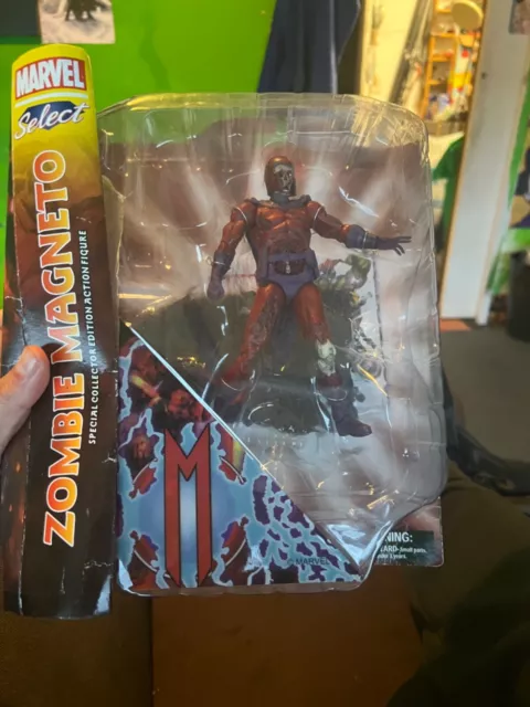 Marvel Select Zombie Magneto 7" Figure - Diamond Comic Distributors New, MOC.