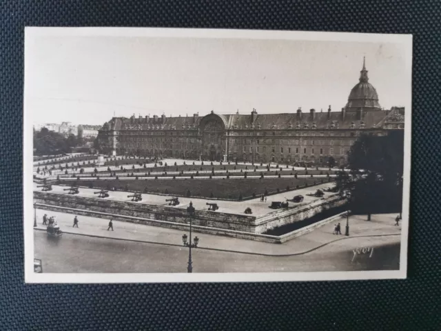 CPA 75 PARIS en Flanant - L'Hôtel des Invalides vu de l'Esplanade