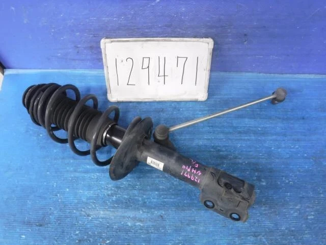 TOYOTA Aqua 2013 DAA-NHP10 Strut anteriore sinistro 4852052560 [usato] [PA78707290]