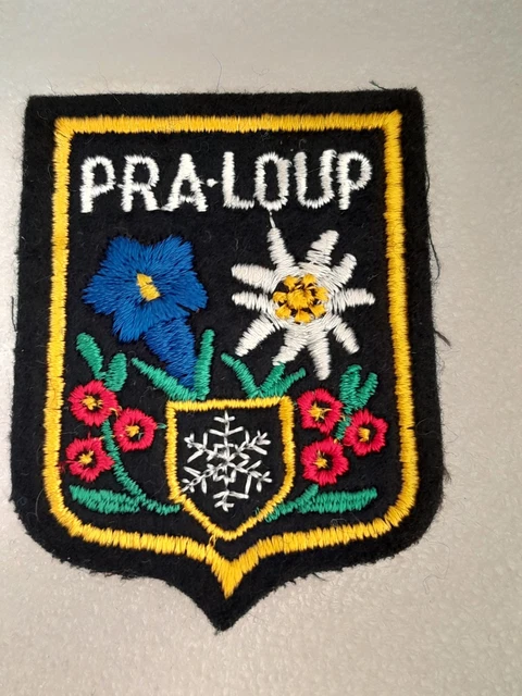 ECUSSON A COUDRE PRA LOUP SKI MONTAGNE M. ANCIEN PATCH