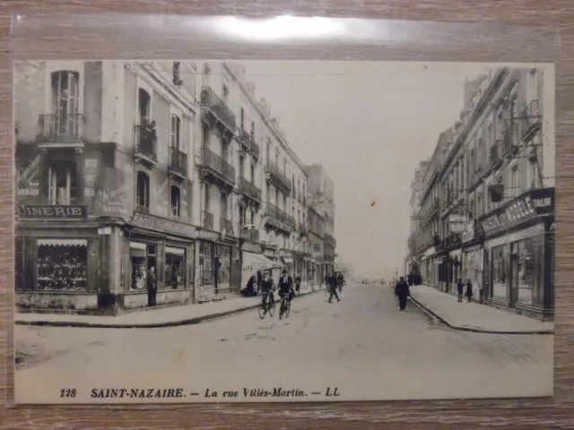 CPA - Saint-Nazaire - La rue Villès-Martin n°128