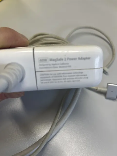 apple 60w magsafe 2 power adapter