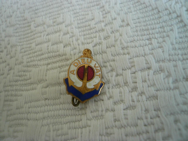 Petite broche des années 1960 - France