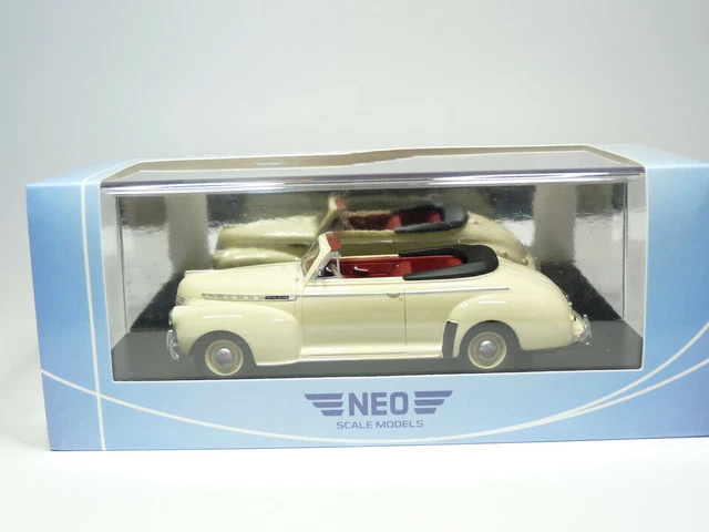 Miniature NEO 1/43 - Chevrolet De Luxe HT Coupe - American Excellence