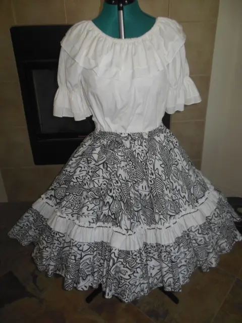 Square Dance Outfit Women - Small - Black and White - Great American Skirt 21"