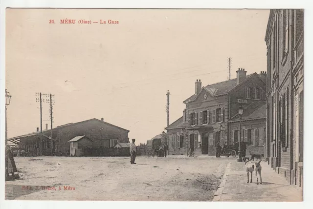 MERU  - Oise - CPA 60 - la Gare - voiture - attelage