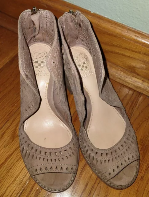 Vince camuto sales bevina cutout bootie