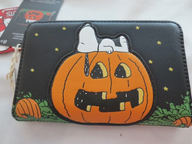 Loungefly Peanuts Snoopy the Great Pumpkin Halloween GID Zip Around Wallet NWT