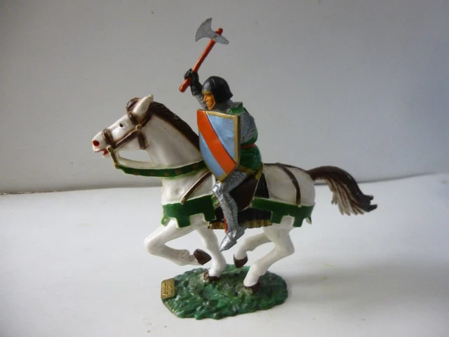 Figurine Starlux Moyen Âge - Chevalier Avec Hache Et Bouclier - Réf 6104 - Occasion