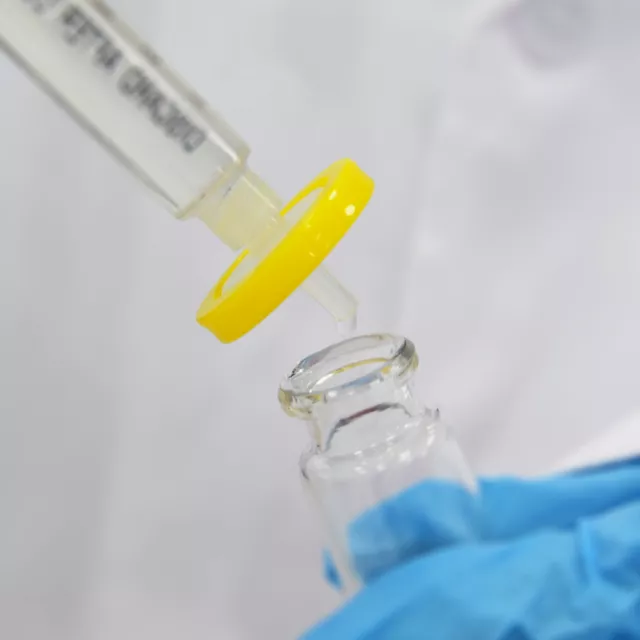 100pcs Non-Sterile Nylon (NY)Membrane Syringe Filters OD=25mm 0.45μm Pore Size 2