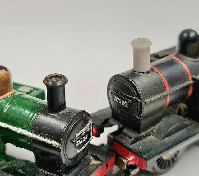 thumbnail image 2 of Triang 00 Gauge Loco Replacement Chimney X2 – 3D Printed Resin, Grey, 1:76 Scale, Made In UK 2 of 6