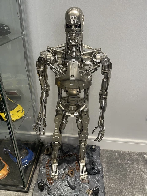 Terminator Build HACHETTE BUILD THE terminator t800 1:2 Scale £649.99 - PicClick UK