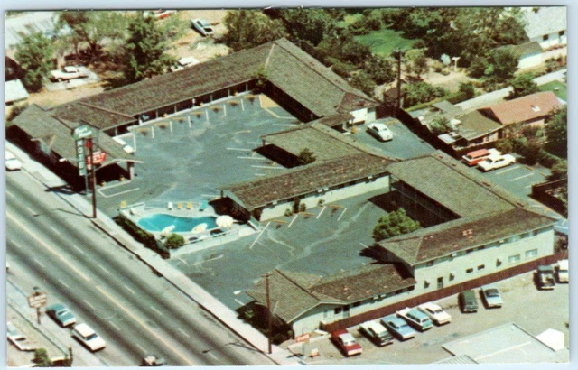STOCKTON, California  CA  Roadside  TOWNE HOUSE MOTEL  ca 1960s   Postcard
