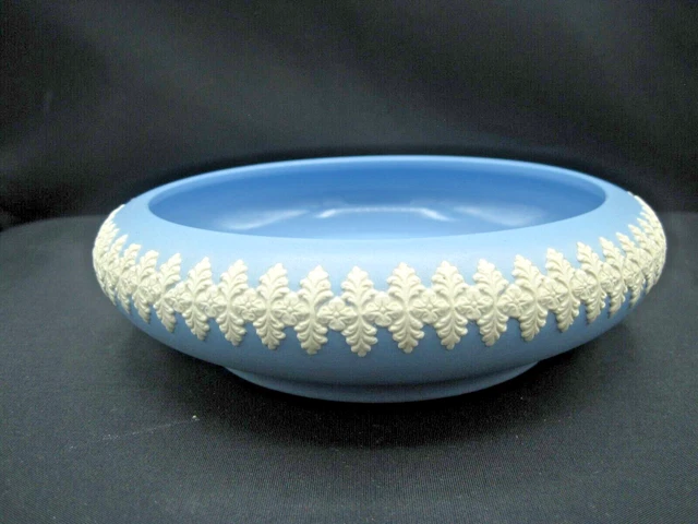 Dudson Jasper Ware Bowl 'Greyhound'. Date: c. 1950. 3