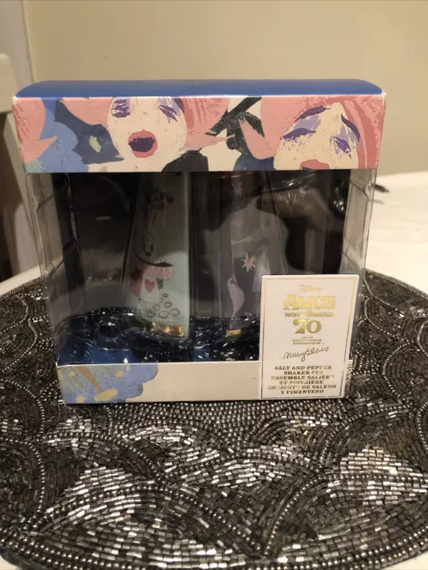 Disney store Alice in wonderland 70 art Mary Blair salt & pepper shaker set New