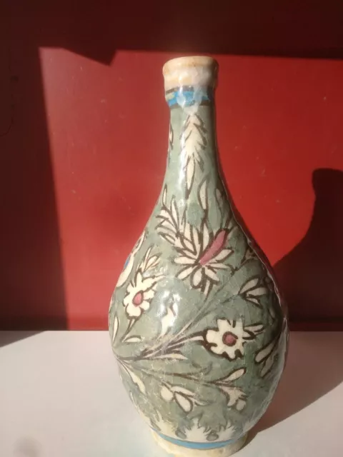 Vase flacon bouteille Iznik Kadjar Flacon Vase en Faience polychrome XIXe anté?