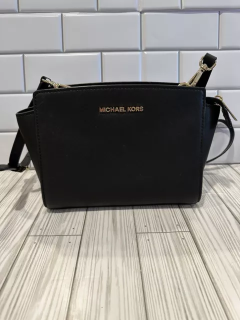 MICHAEL Michael Kors Selma Stud Medium Messenger Leather Crossbody Bag -  Merlot: Handbags