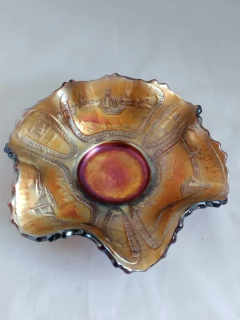 Fenton Iridescent Carnival Glass Dish. Sail Boat Marigold Ruffle Dish: 15cm