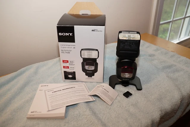Sony HVL F43M Shoe Mount Flash for Sony OrIg box used only 1 time