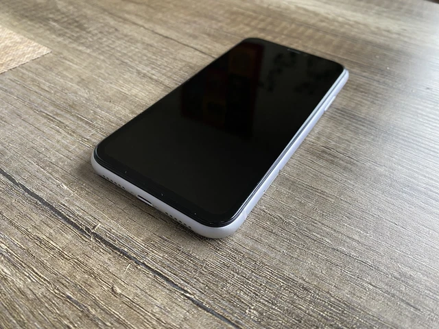 iPhone XR - 64 Go - Blanc (urgent)