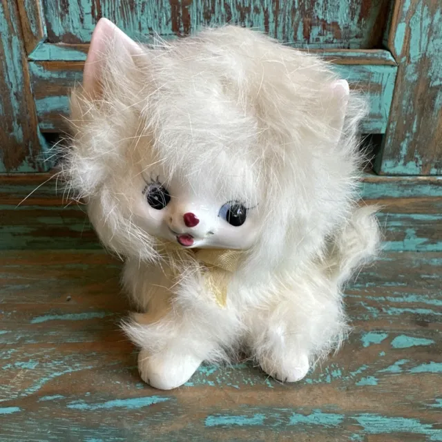 Lefton Vintage White Furry Kitty Cat 5” Ceramic Figurine Rosette No Whiskers