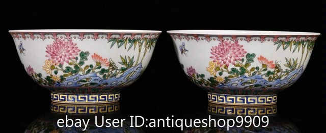 VASE 'SANDUO' EN PORCELAINE BLEU BLANC, MEIPING, CHINE, DYNASTIE QING, XVIIIÈME SIÈCLE | Christie's