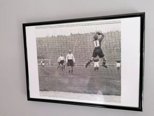 Everton v Manchester city 1933 FA cup Final Framed football photo