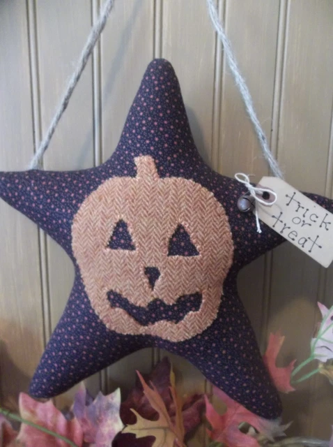 EARLY HALLOWEEN OFFERING -Primitive Star/Jack-O-Lantern Door Greeter/Peg Hanger
