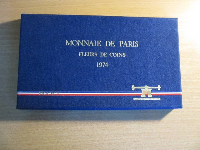 x  BEAU ET RARE COFFRET FRANCE: 1974, AVEC LA  50 FRANCS HERCULE  FDC