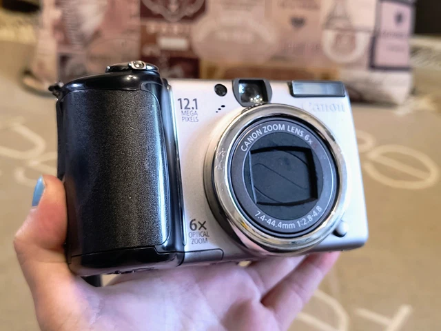 Canon PowerShot A650 IS シルバー CANON POWERSHOT A650 IS 12.1MP