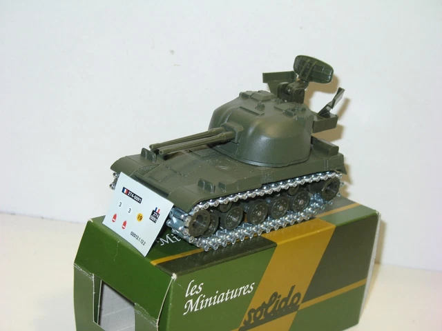 solido tank AMX 30 bitube complet en excellent état dans sa boîte d'origine