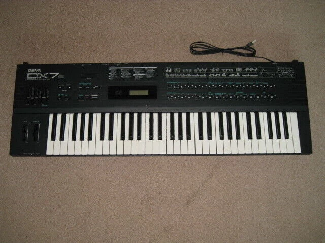 Fonction de synthétiseur d'algorithme programmable numérique Yamaha DX7S...