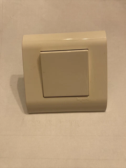 INTERRUPTEUR VA ET vient mosaic 45 Legrand 75002 74011 EUR 15,00 ...