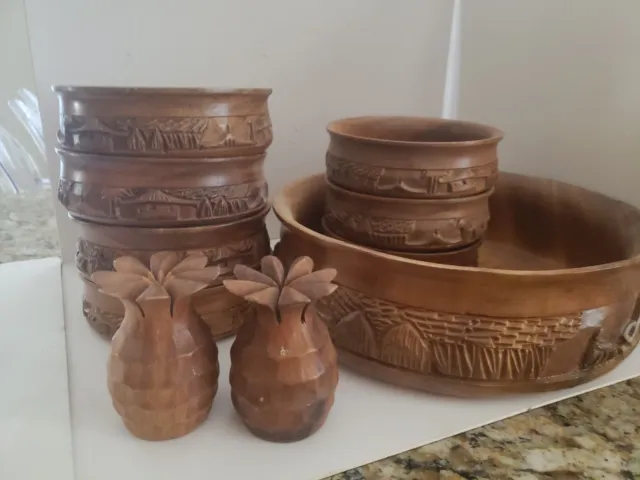 10 Pcs Vintage Wooden Hand Carved Big Salad Round Bowl+ (7) Bowls + Salt& Paper