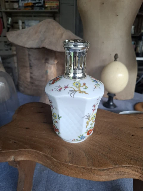 Lampe Berger Diffuseur De Parfum En Porcelaine Blanche - Modèle Giraud - Occasion