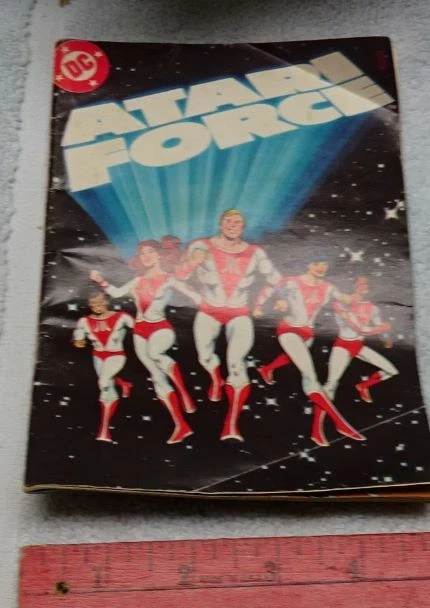 * Vintage - ATARI FORCE - DC Comics - Comic Book - 1982 - VOLUME 1 NUMBER 1 !!