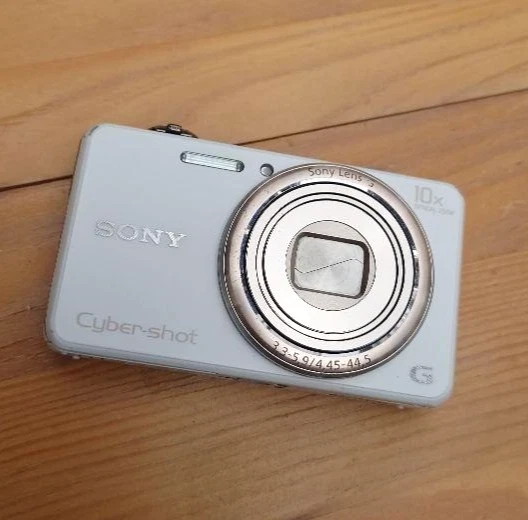 SONY CYBER SHOT DSC-WX170 18.2MP 10x Compact Digital Camera