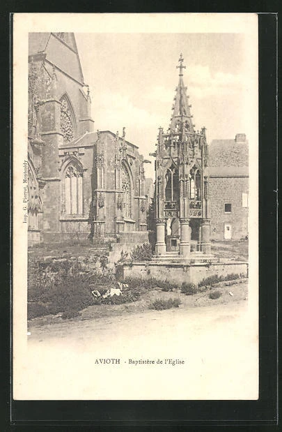 CPA Avioth, Baptistère de l´Eglise