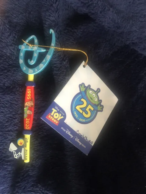Disney Store Toy Story 25th Anniversary 2020 Opening Ceremony Key Tags Detached