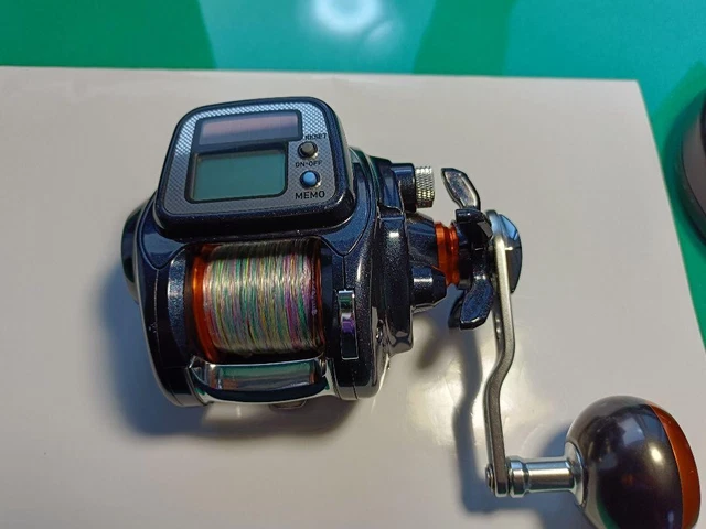 DAIWA LIGHT GAME X Icv 250 Double-Axis Reel With Counter