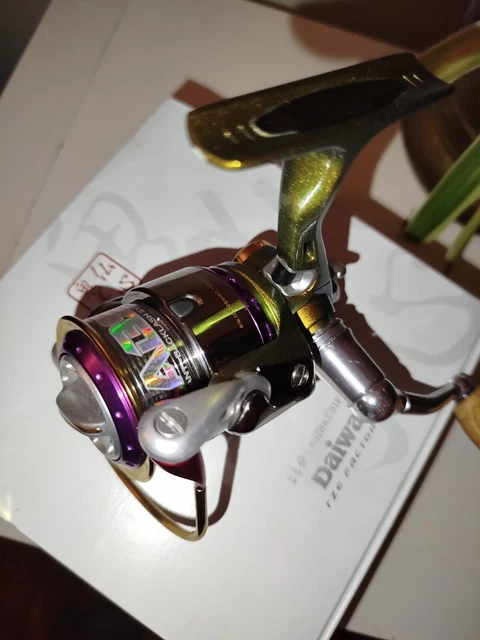 DAIWA スピニングリール メガバスTD-ito 2506C 限定生産品 美品 Daiwa
